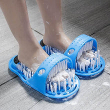 Load image into Gallery viewer, FeetClean™ - Suction Cup Style Foot - Washing Slippers - Easily Clean Your Feet