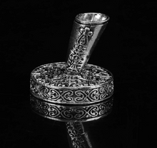 Load image into Gallery viewer, ROYAL™ - Classical Quill Pen Set - Writing Is A Process, a Journey Into Memory and the Soul