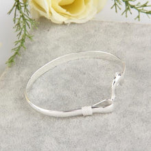 Load image into Gallery viewer, Silver Dolphin Clasp Bracelet