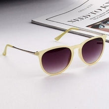 Load image into Gallery viewer, Solid Retro Round Metal Frame Sunglasses