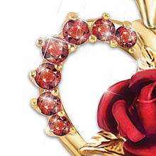 Load image into Gallery viewer, Gold-plated Heart-shaped Necklace