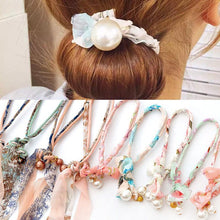 Load image into Gallery viewer, Pearl Hair Bun