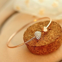 Load image into Gallery viewer, Golden Rhinestone Love Heart Bangle Cuff Bracelet