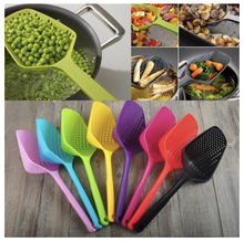 Load image into Gallery viewer, Large Scoop Colander Pasta Heat Resistant Strainer
