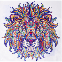 Load image into Gallery viewer, Royal Lion - 5D™ Diamond Painting Kit