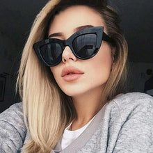Load image into Gallery viewer, Cat Eye Big Frame Sunglasses
