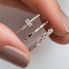 Load image into Gallery viewer, Twisted Ring Set w/ Rose Gold Plating

