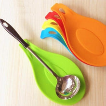 Load image into Gallery viewer, Novelty Candy Color Kitchen Tools Heat Resistant Silicone Put A Spoon Mat Insulation Mat Placemat
