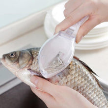 Load image into Gallery viewer, New Plastic Fish Scales Graters Scraper Fish Cleaning Scraping Scales Device
