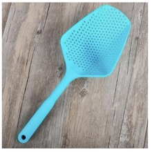 Load image into Gallery viewer, Large Scoop Colander Pasta Heat Resistant Strainer
