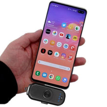 Load image into Gallery viewer, Magnetic Power Bank For Cell Phones
